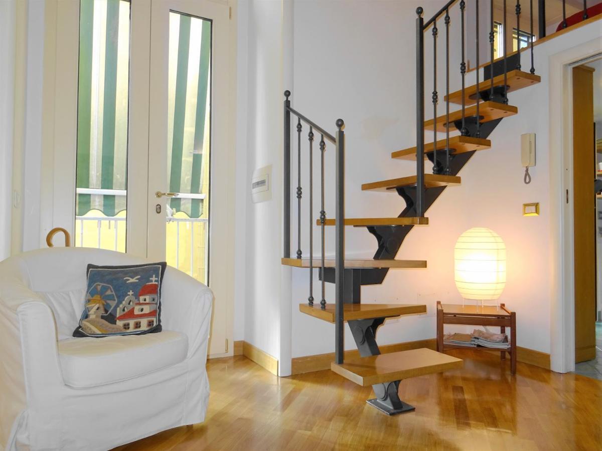 Mezzocannone Holiday House Napoli Ngoại thất bức ảnh